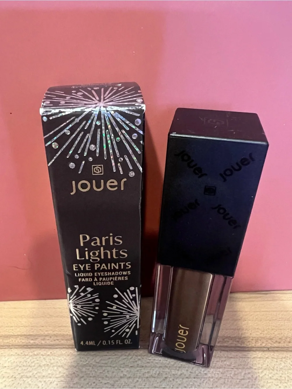NIB JOUR PARIS LIGHTS EYE PAINTS LIQ EYE SHADOW brillante 0.15 fl oz